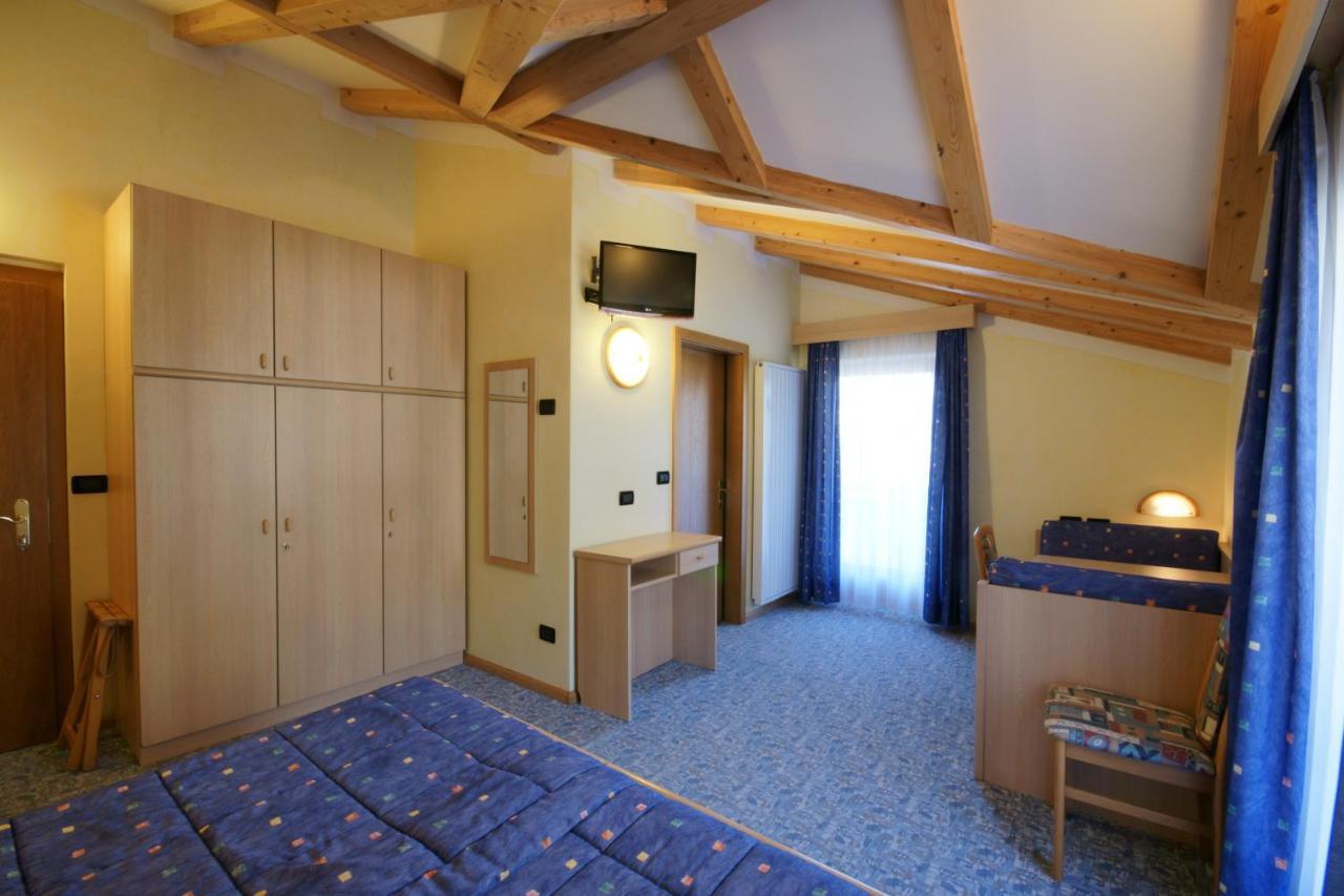 Berg Hotel Latemar Spitze ヴィーゴ・ディ・ファッサ エクステリア 写真