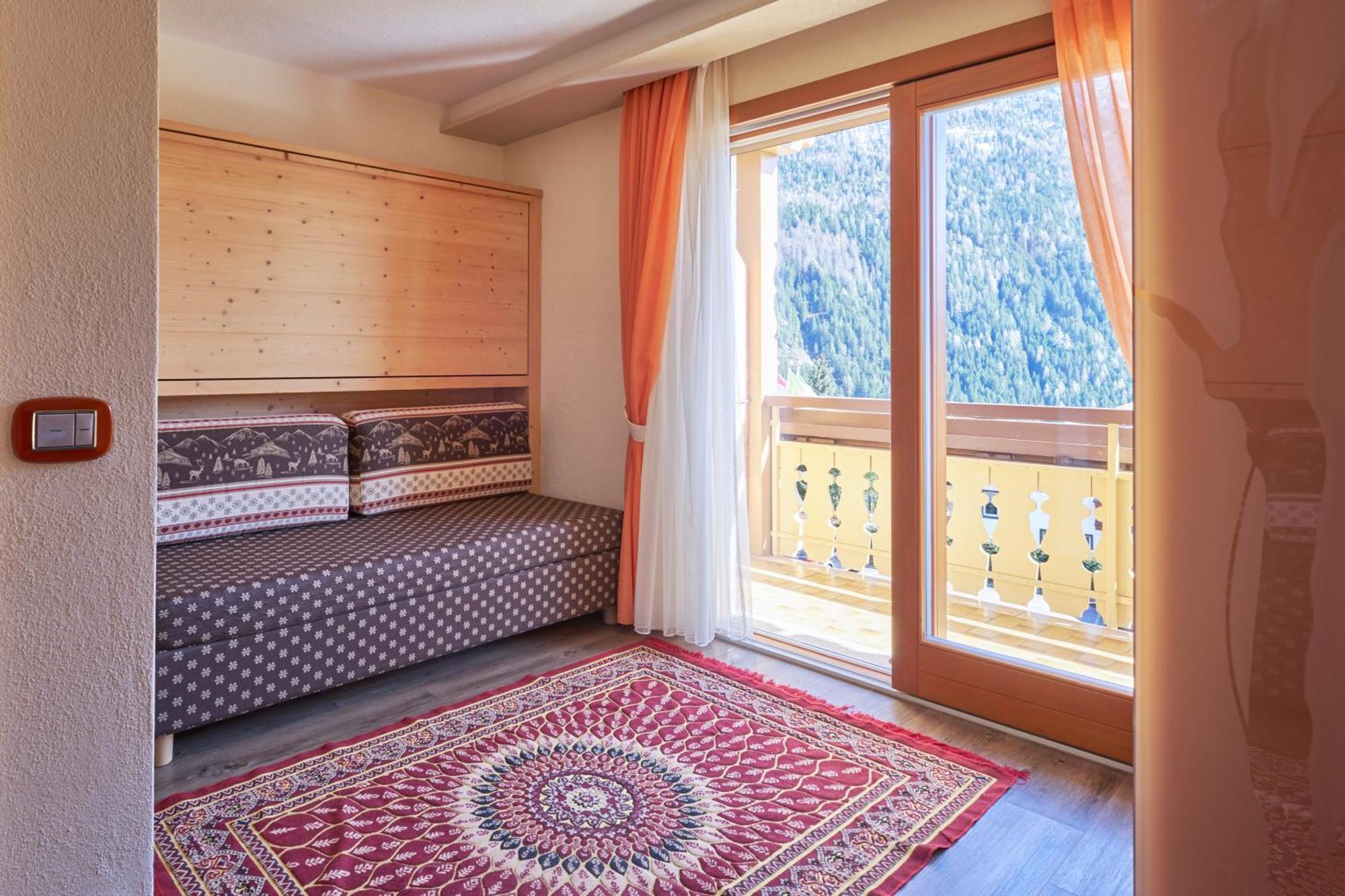 Berg Hotel Latemar Spitze ヴィーゴ・ディ・ファッサ エクステリア 写真