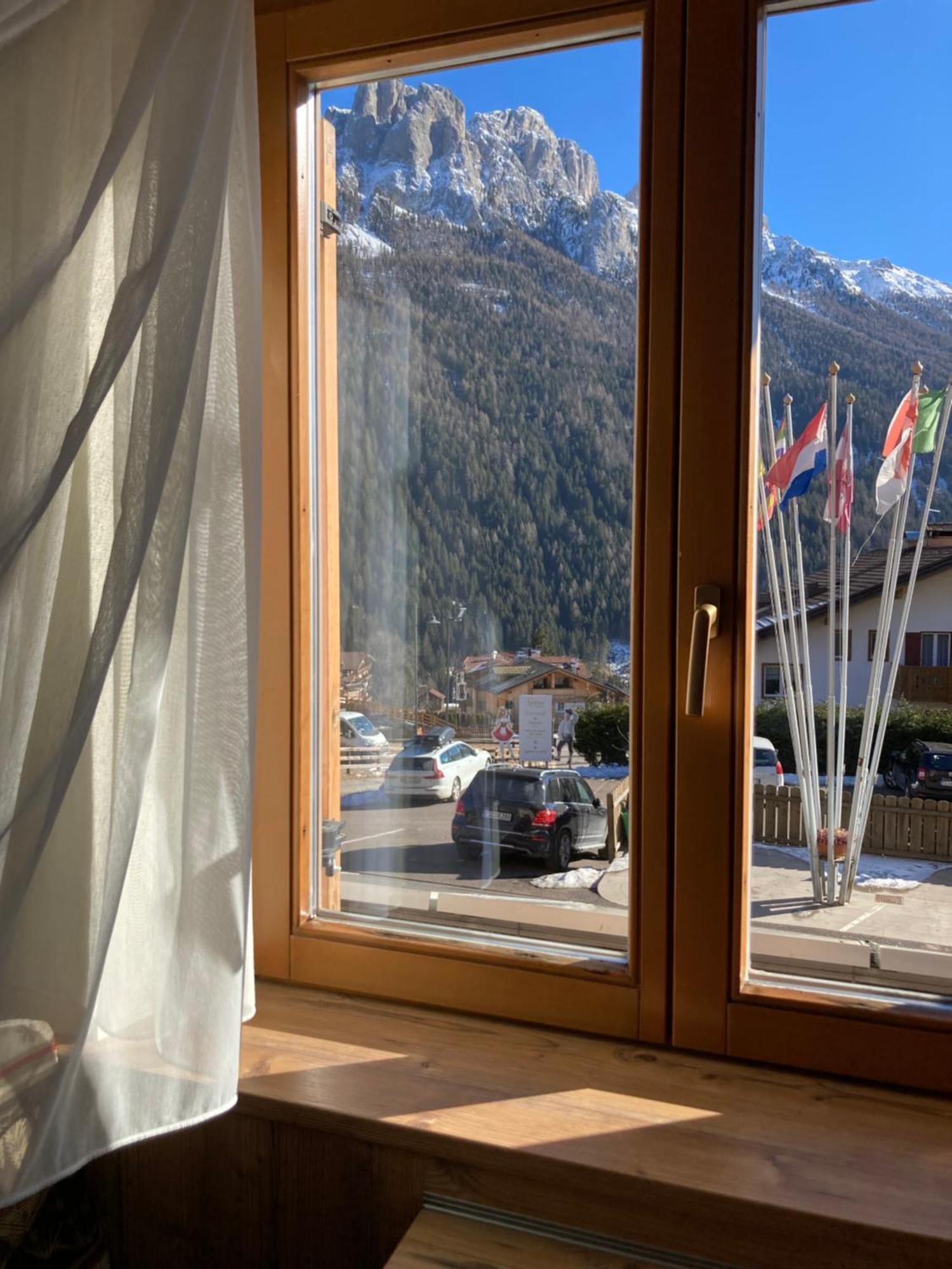Berg Hotel Latemar Spitze ヴィーゴ・ディ・ファッサ エクステリア 写真